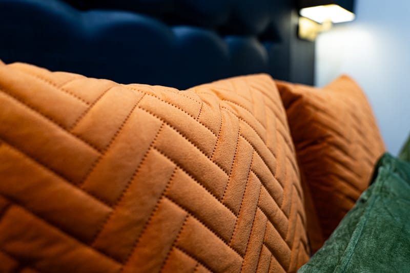 The Pack and Carriage London — interior