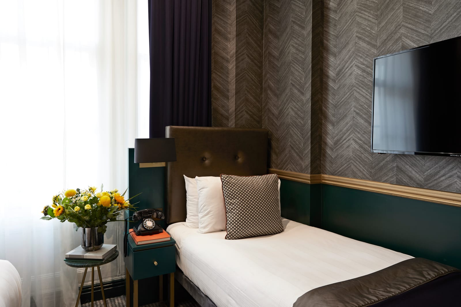 Single Room at The Portico Hotel London
