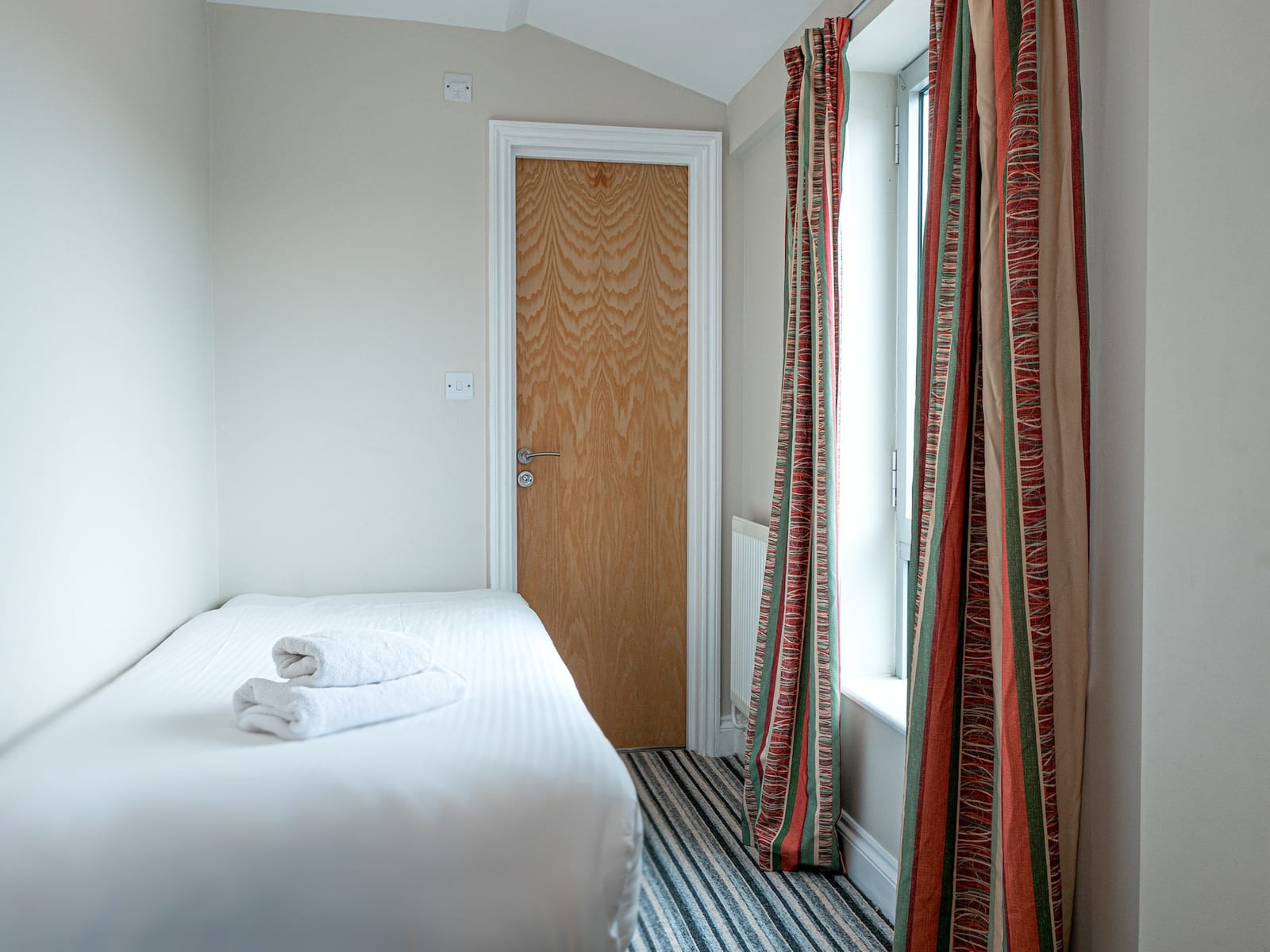 Small single room at Maiden Oval