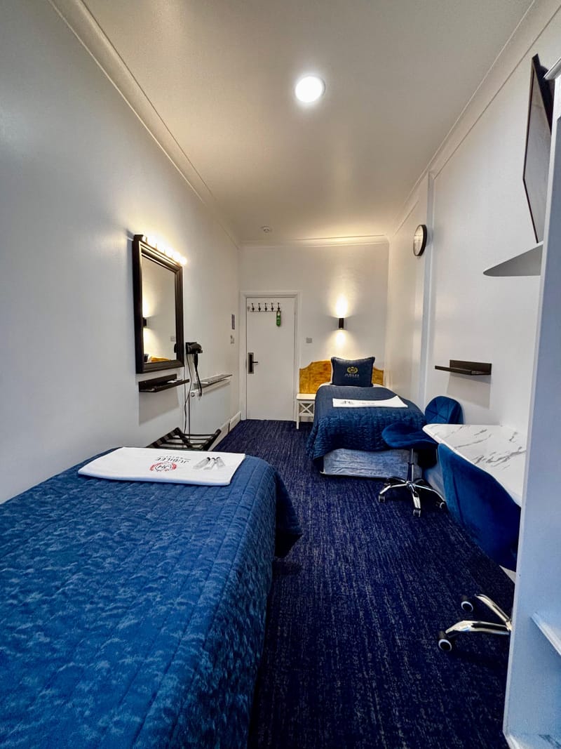 Twin Shared at Jubilee Hotel Victoria