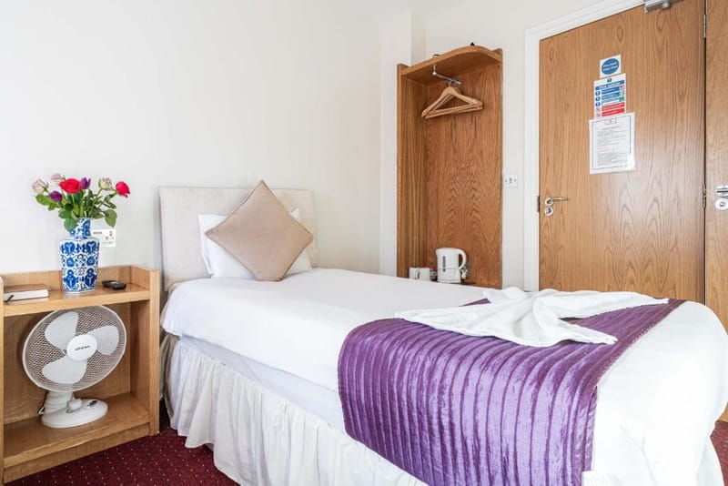 Single With Shower Only at Lancaster Court Hotel