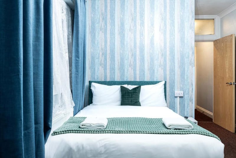 Double Ensuite Room at Lancaster Court Hotel