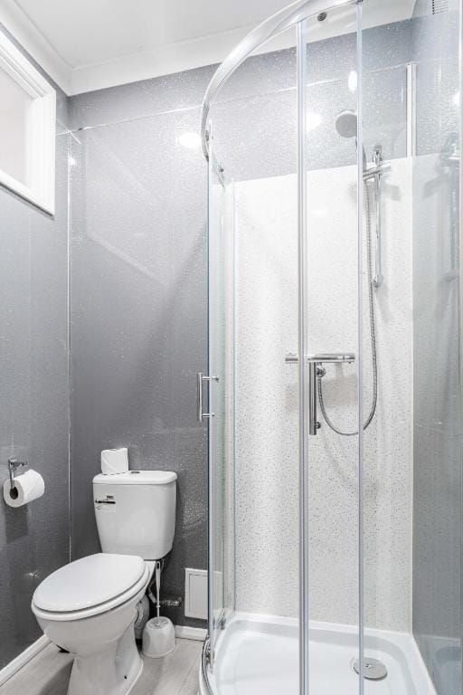 Twin Ensuite Room at Lancaster Court Hotel