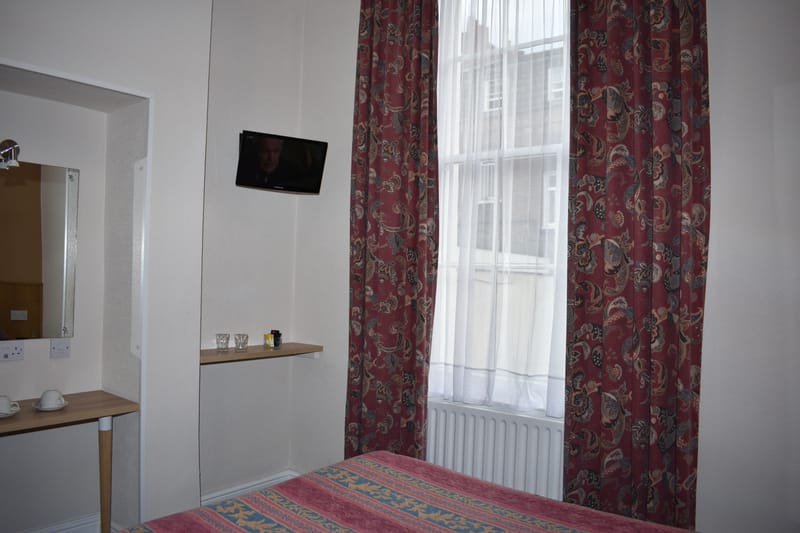 Double room with its own bathroom