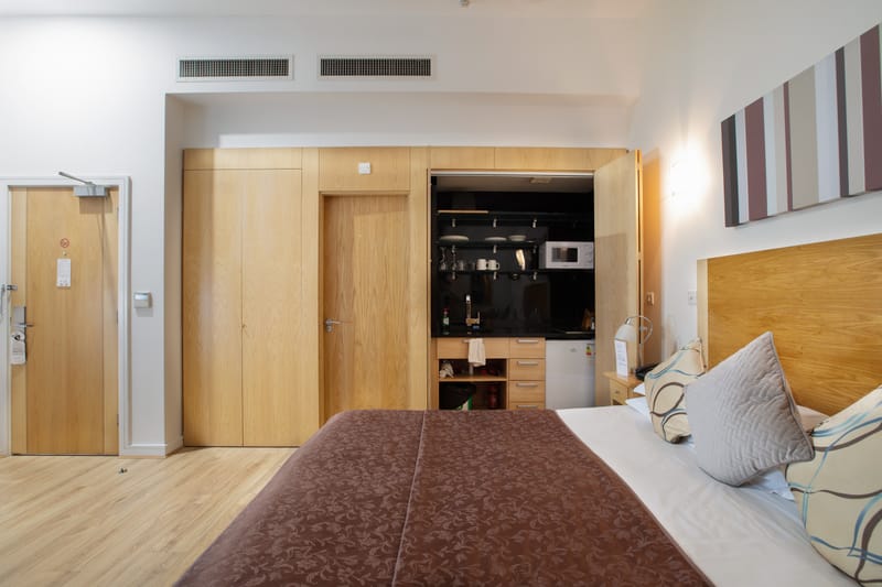 Executive Deluxe Studio Suite at The Cleveland Hotel